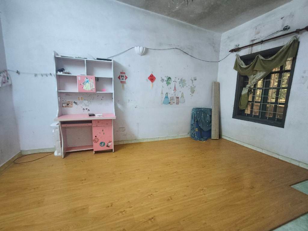 Bán nhà Minh Khai - diện tích 90m2 2 tầng - Ô tô đỗ cửa - giá 7 tỷ
