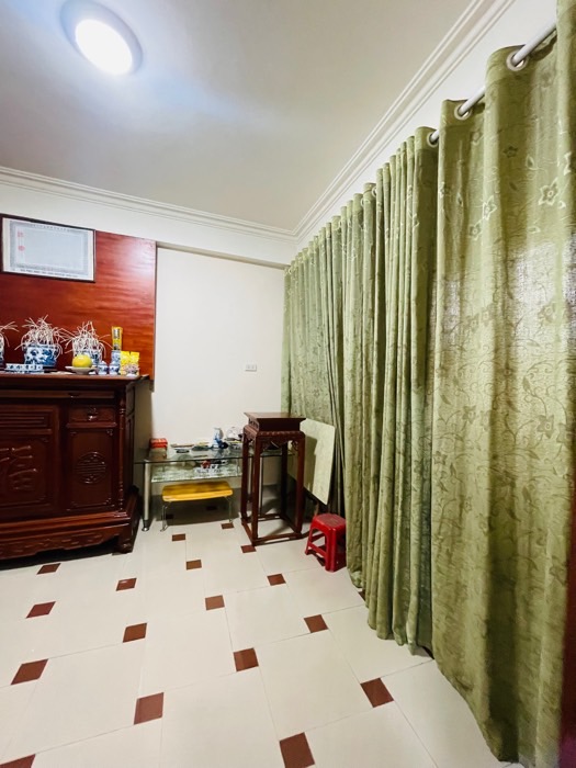 Bán nhà Đê La Thành - diện tích 81m2 5 tầng - Mặt phố kinh doanh đỉnh - giá 38 tỷ