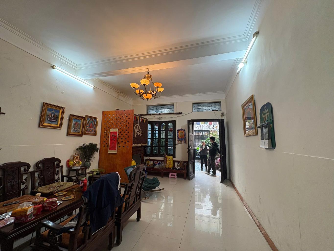 Bán nhà Thịnh Quang - diện tích 113.5m2 3 tầng - Ô TÔ - giá 34,6 tỷ