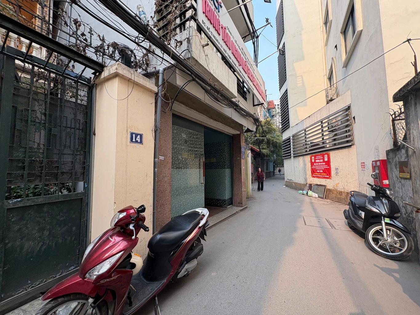 Bán nhà Thịnh Quang - diện tích 113.5m2 3 tầng - Ô TÔ - giá 34,6 tỷ