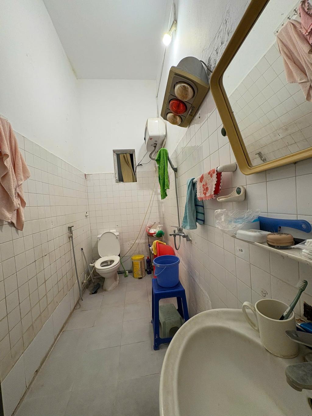 Bán nhà Thịnh Quang - diện tích 113.5m2 3 tầng - Ô TÔ - giá 34,6 tỷ