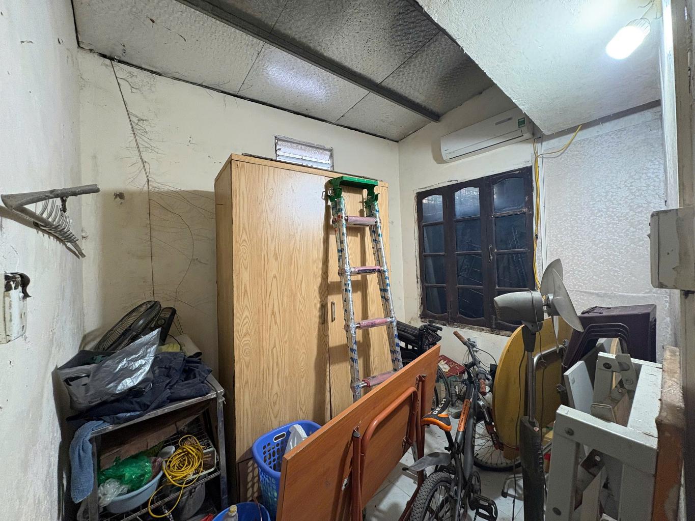 Bán nhà Thịnh Quang - diện tích 113.5m2 3 tầng - Ô TÔ - giá 34,6 tỷ