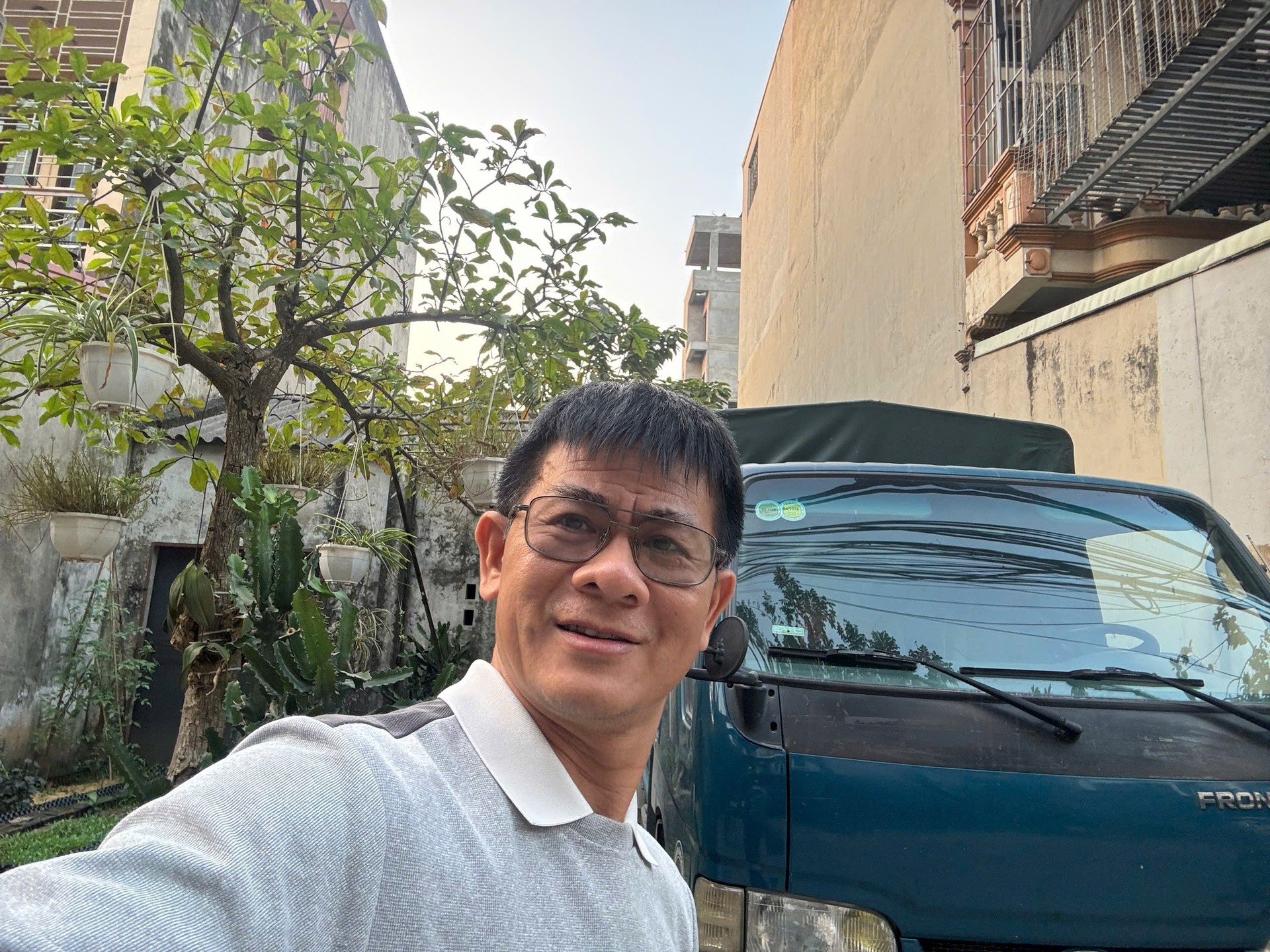 Bán nhà Ngõ 3 ô tô tránh - diện tích 162m2 0 tầng - Chỉ có 1 mặt tiền - giá 29 tỷ