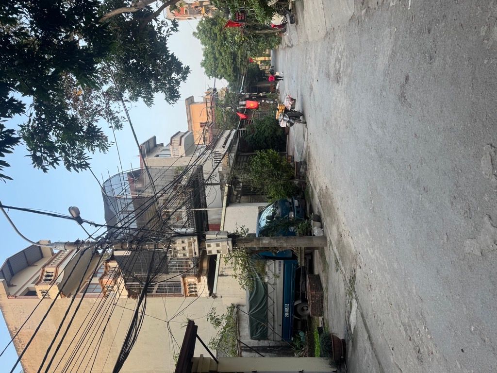 Bán nhà Ngõ 3 ô tô tránh - diện tích 162m2 0 tầng - Chỉ có 1 mặt tiền - giá 29 tỷ