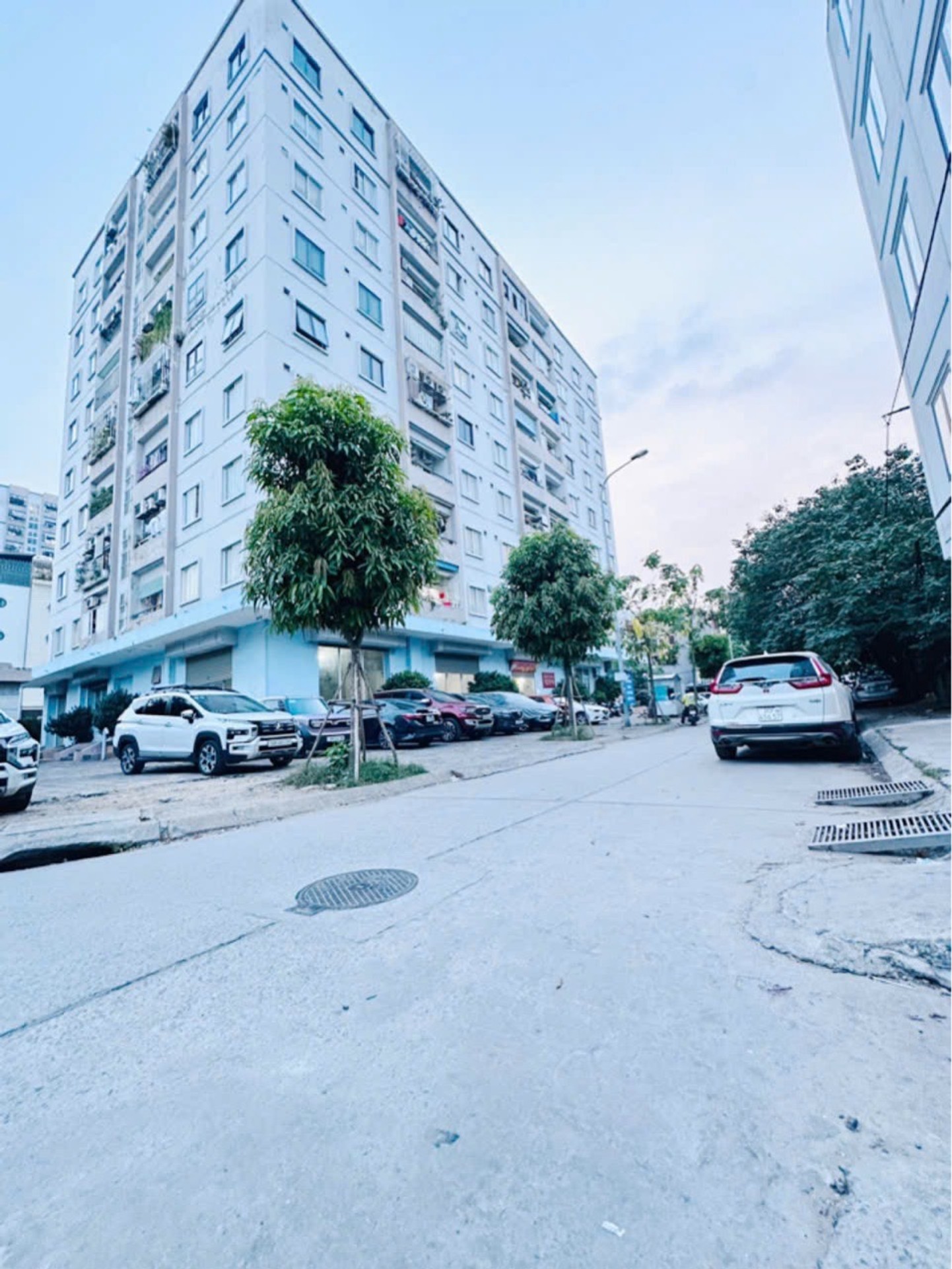 Bán nhà Kim Giang - diện tích 80m2 1 tầng - Chung cư lô góc - giá 6 tỷ