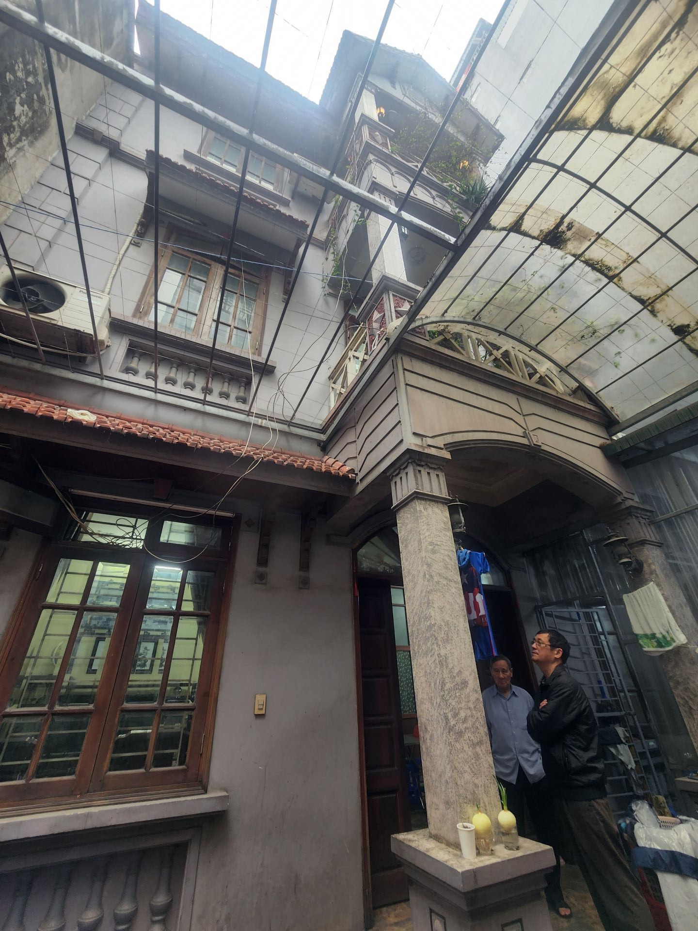 Bán nhà Triều Khúc - diện tích 120m2 4 tầng - Ngõ 1 ô tô thông kinh doanh - giá 32 tỷ