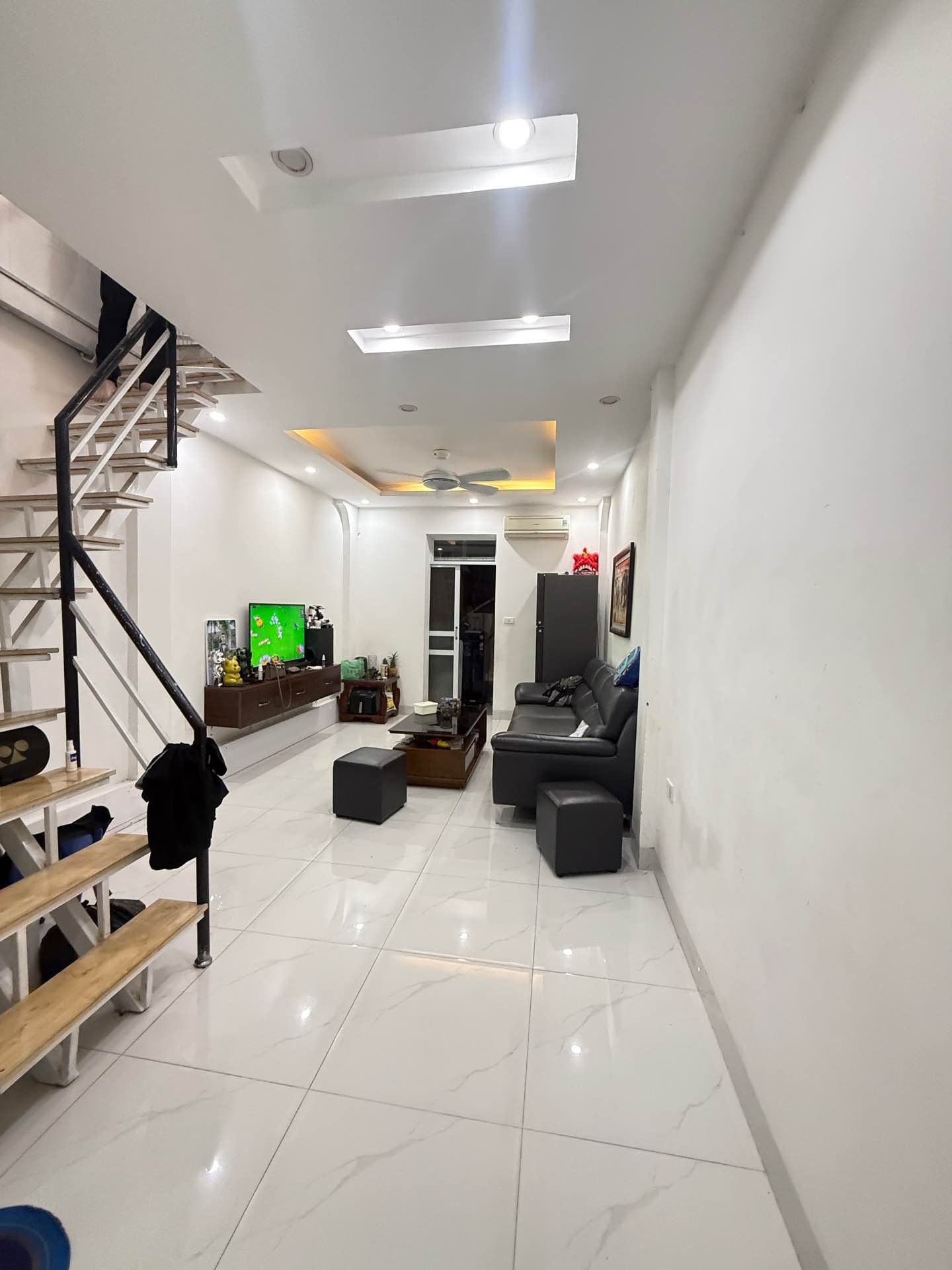 Bán nhà Hồng Mai - diện tích 70m2 1 tầng - Căn hộ duplex mặt phố - giá 4,1 tỷ