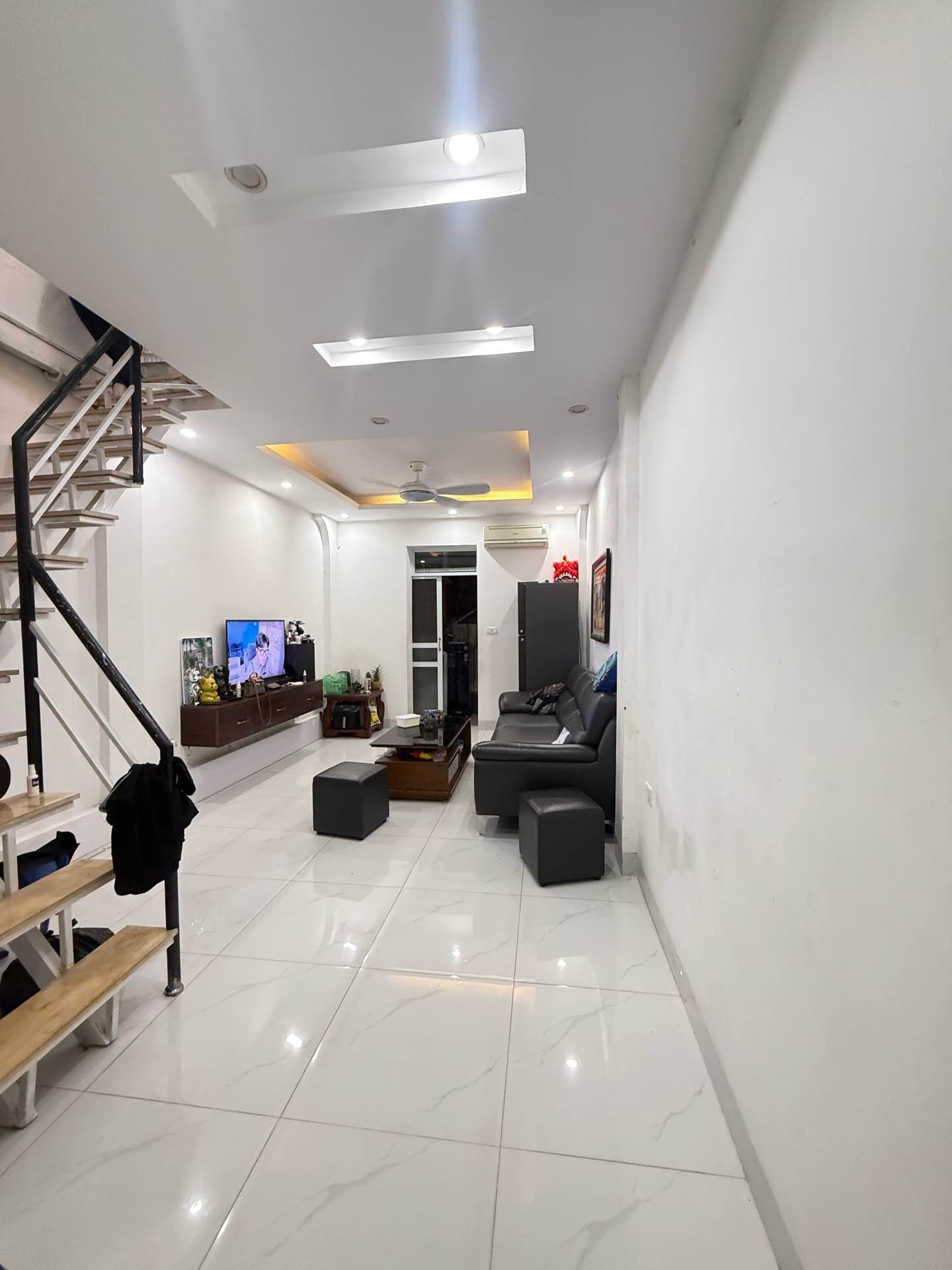 Bán nhà Hồng Mai - diện tích 70m2 1 tầng - Căn hộ duplex mặt phố - giá 4,1 tỷ