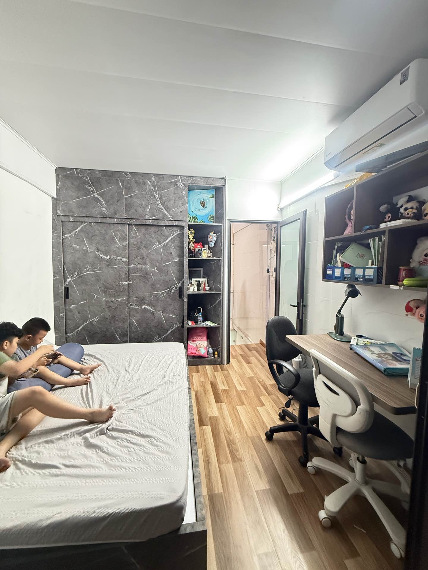 Bán nhà Hồng Mai - diện tích 70m2 1 tầng - Căn hộ duplex mặt phố - giá 4,1 tỷ