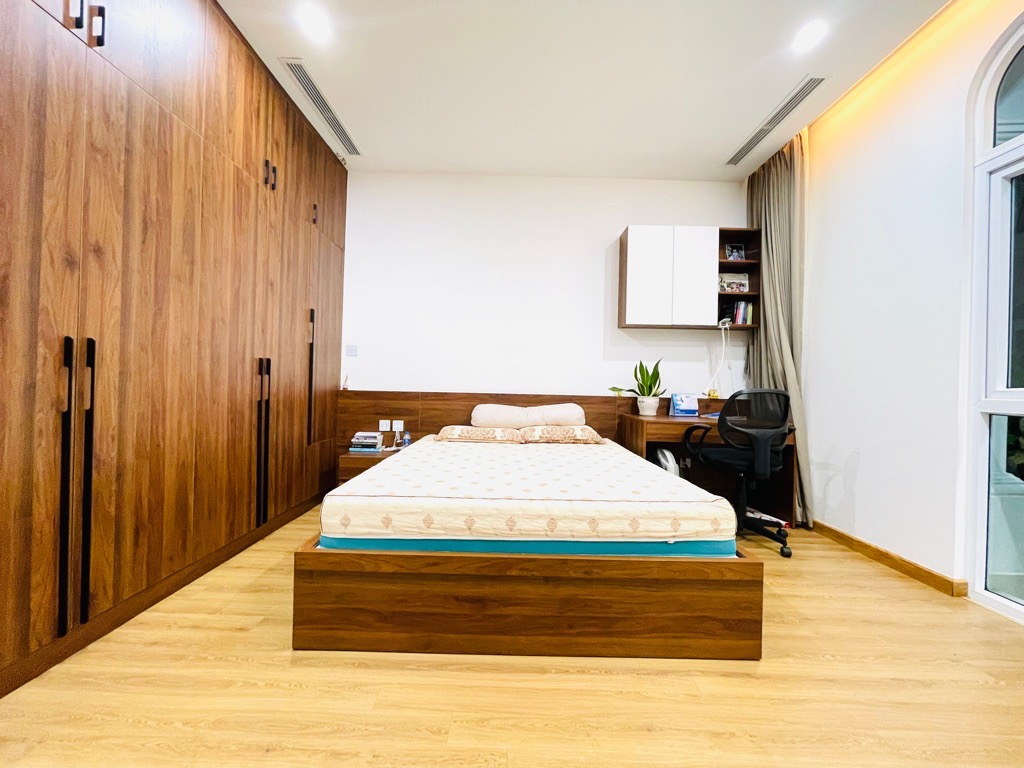 Bán nhà Louis - diện tích 123m2 6 tầng - Nhà đẹp như khách sạn - giá 48 tỷ