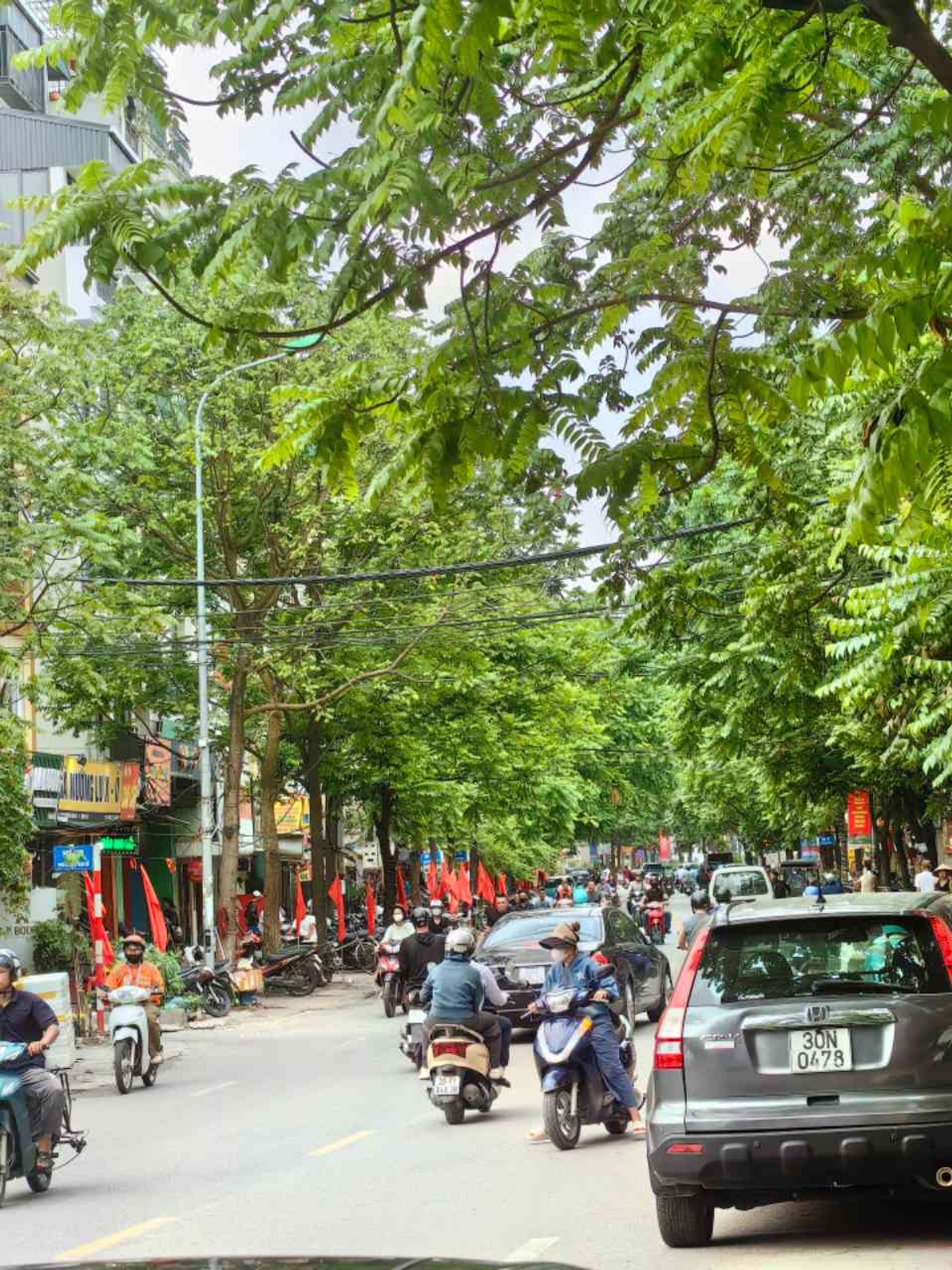 Bán nhà Dương Văn Bé - diện tích 45m2 5 tầng - Mặt phố kinh doanh sầm uất - giá 22 tỷ