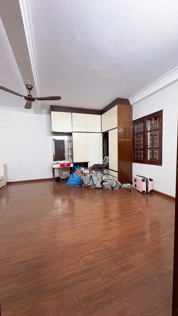 Bán nhà Lò Đúc - diện tích 78m2 5 tầng - Vừa ở vừa cho thuê - giá 13,9 tỷ