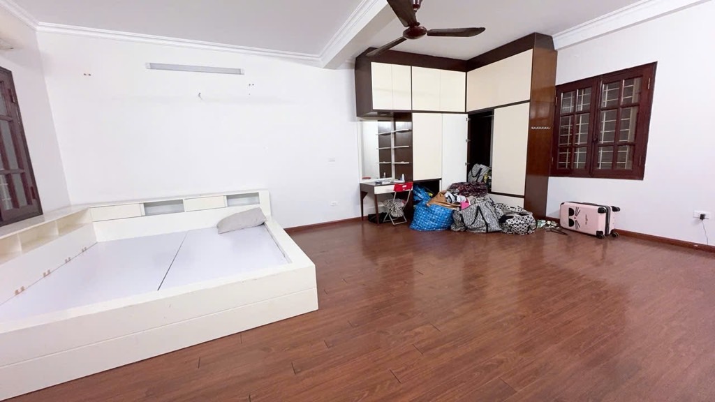 Bán nhà Lò Đúc - diện tích 78m2 5 tầng - Vừa ở vừa cho thuê - giá 13,9 tỷ