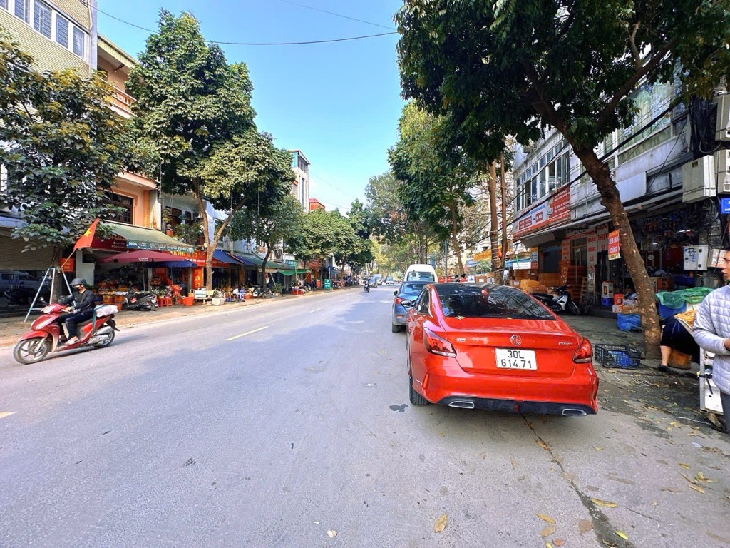 Bán nhà Ngọc Hồi - diện tích 138m2 3 tầng - Lô góc 2 mặt thoáng - giá 31 tỷ