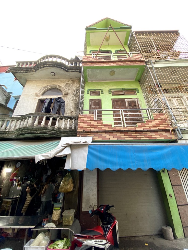 Bán nhà Ngọc Hồi - diện tích 138m2 3 tầng - Lô góc 2 mặt thoáng - giá 31 tỷ