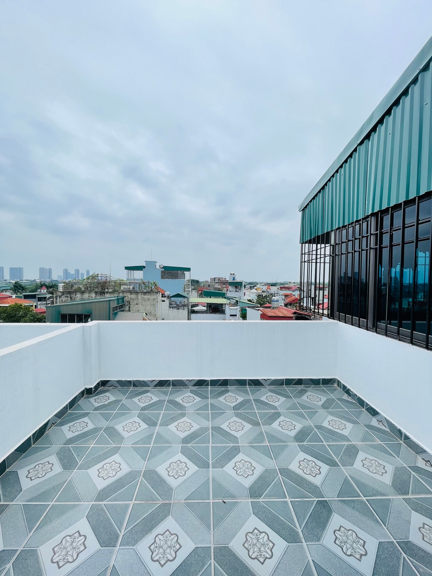 Bán nhà Thúy Lĩnh - diện tích 30m2 6 tầng - Nhà mới thang máy, ô tô đỗ cổng - giá 7,5 tỷ