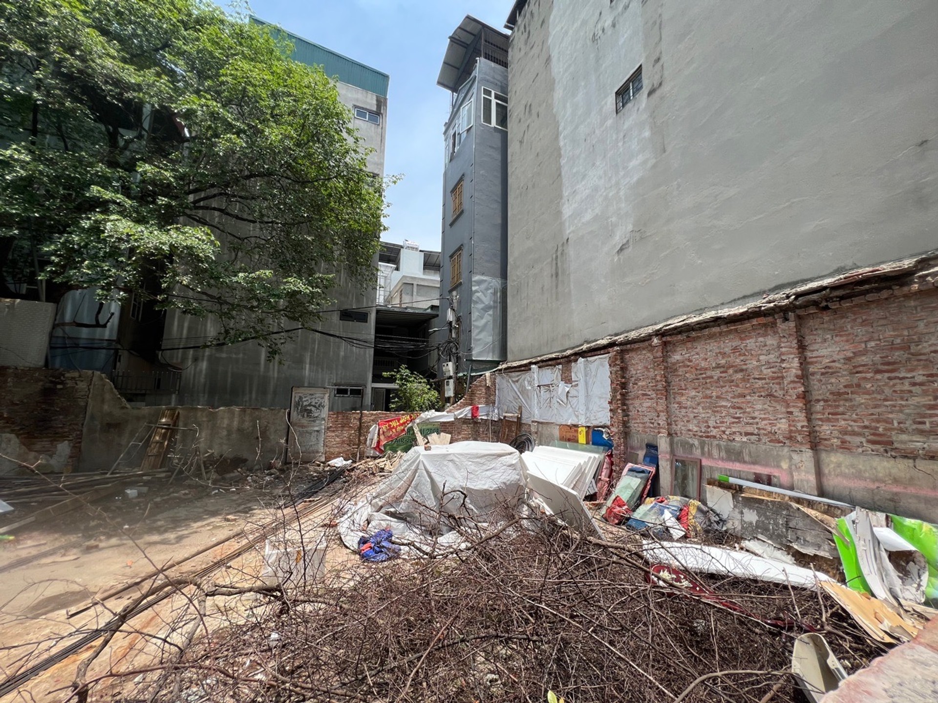 Bán nhà Đại Từ - diện tích 55m2 0 tầng - Mặt ngõ, 50m ra phố - giá 11,9 tỷ