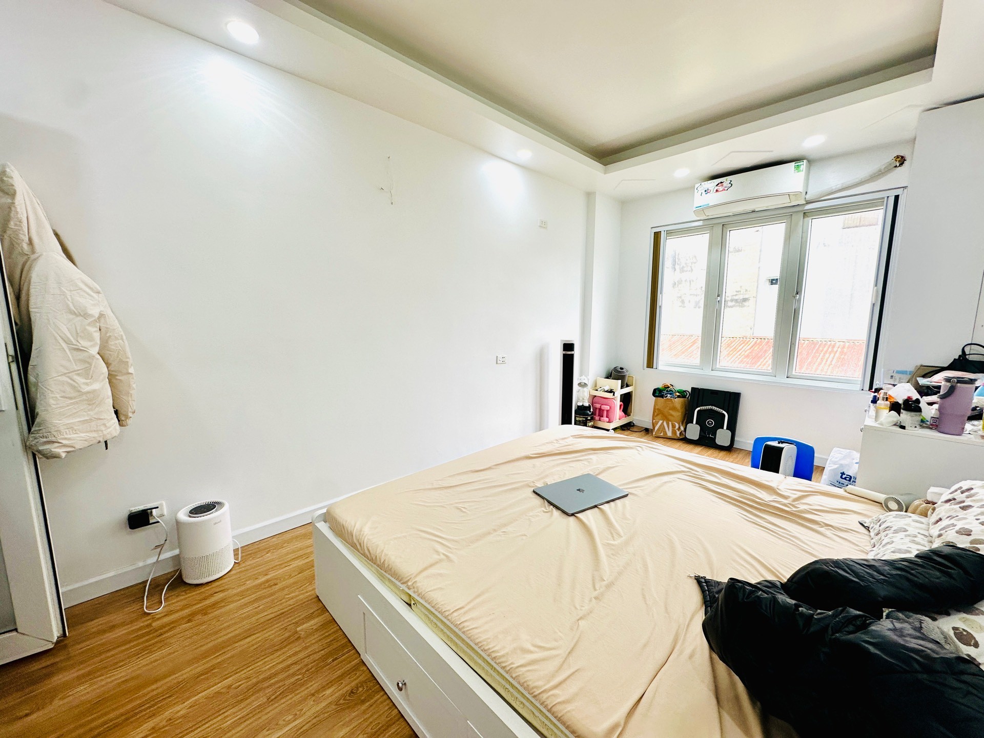 Bán nhà Lĩnh Nam - diện tích 41m2 4 tầng - Ô TÔ ĐỖ CỬA - giá 8,6 tỷ