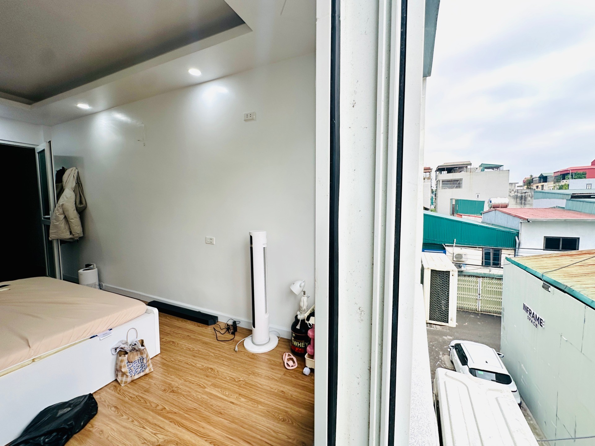 Bán nhà Lĩnh Nam - diện tích 41m2 4 tầng - Ô TÔ ĐỖ CỬA - giá 8,6 tỷ