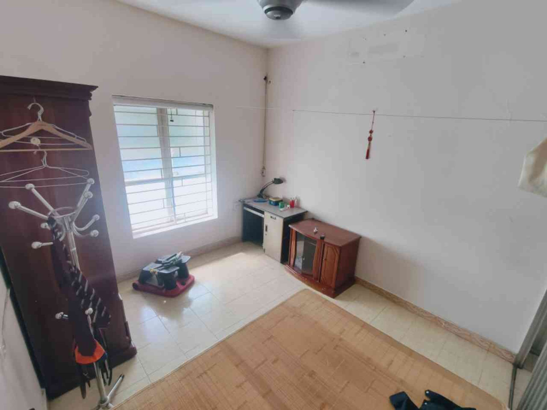 Bán nhà Thái Hà - diện tích 76m2 1 tầng - 2 ngủ - giá 4,4 tỷ