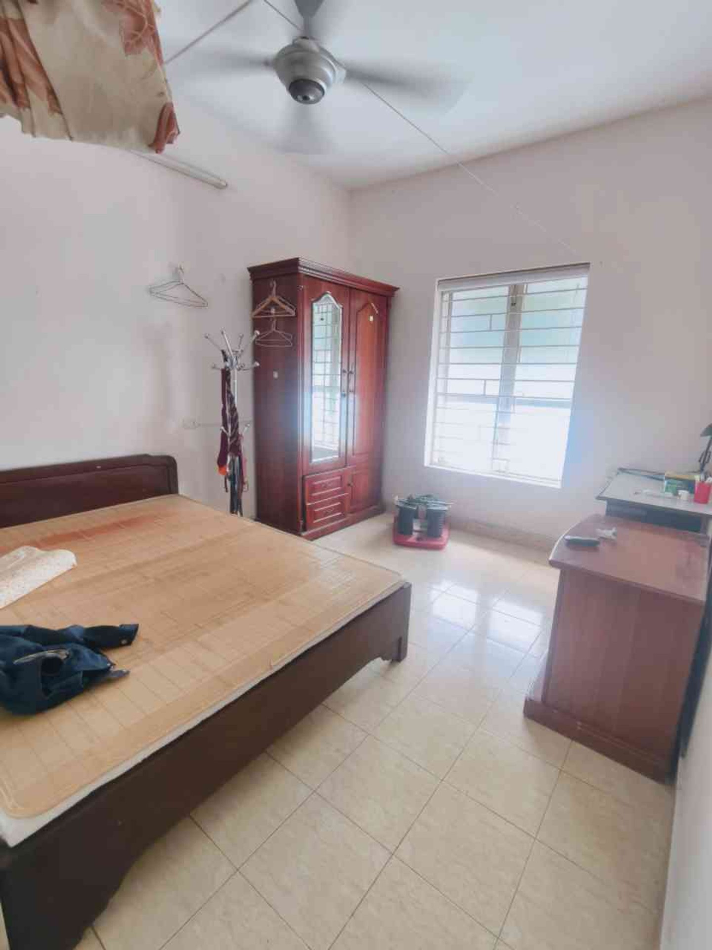 Bán nhà Thái Hà - diện tích 76m2 1 tầng - 2 ngủ - giá 4,4 tỷ