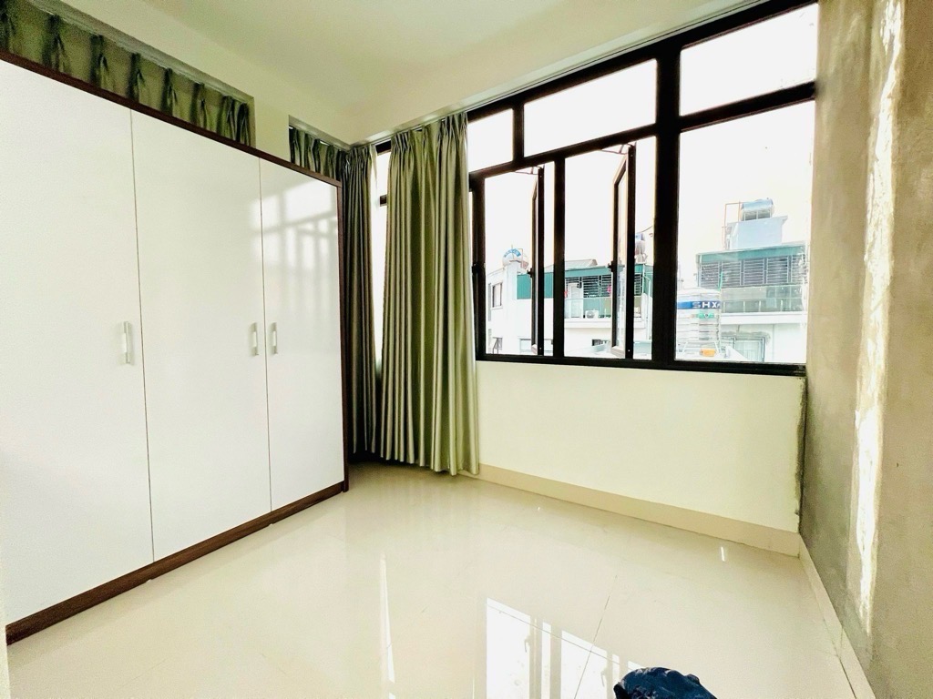 Bán nhà Vĩnh Tuy - diện tích 60m2 7 tầng - Nhà dòng tiền mới kinh doanh - giá 21 tỷ