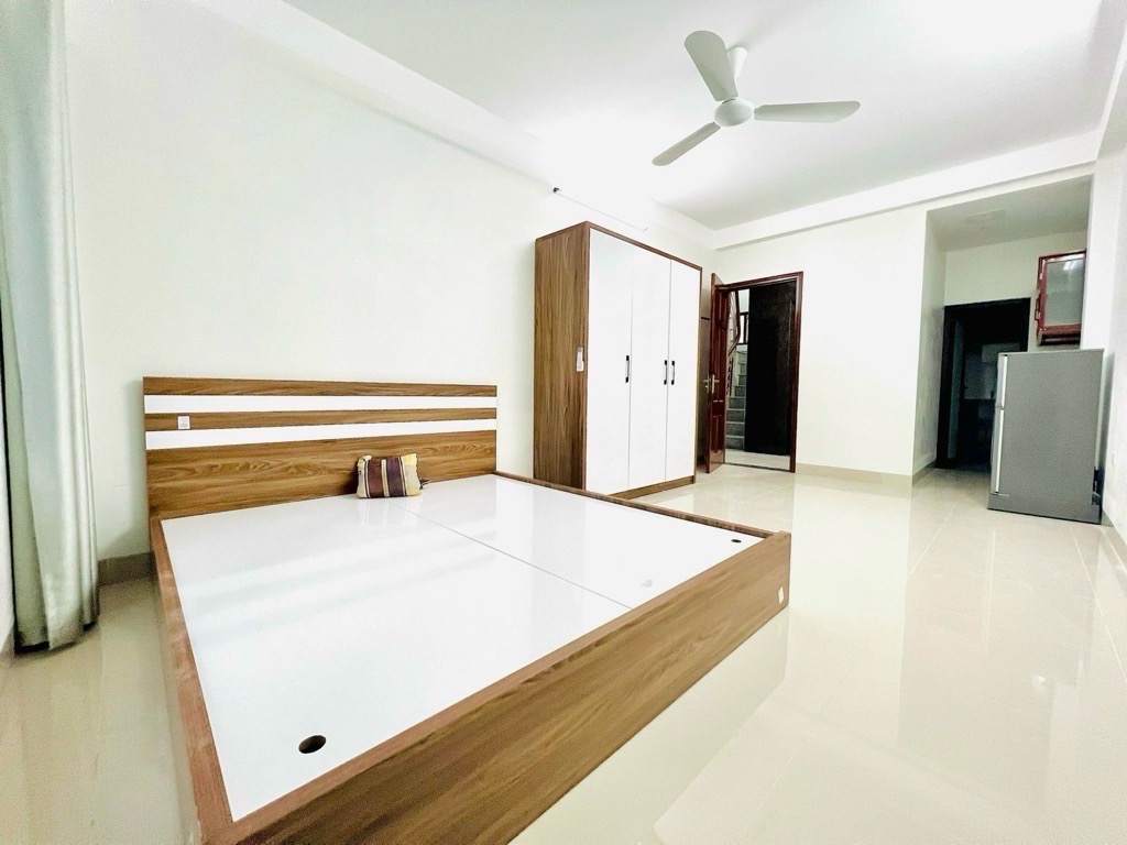 Bán nhà Vĩnh Tuy - diện tích 60m2 7 tầng - Nhà dòng tiền mới kinh doanh - giá 21 tỷ