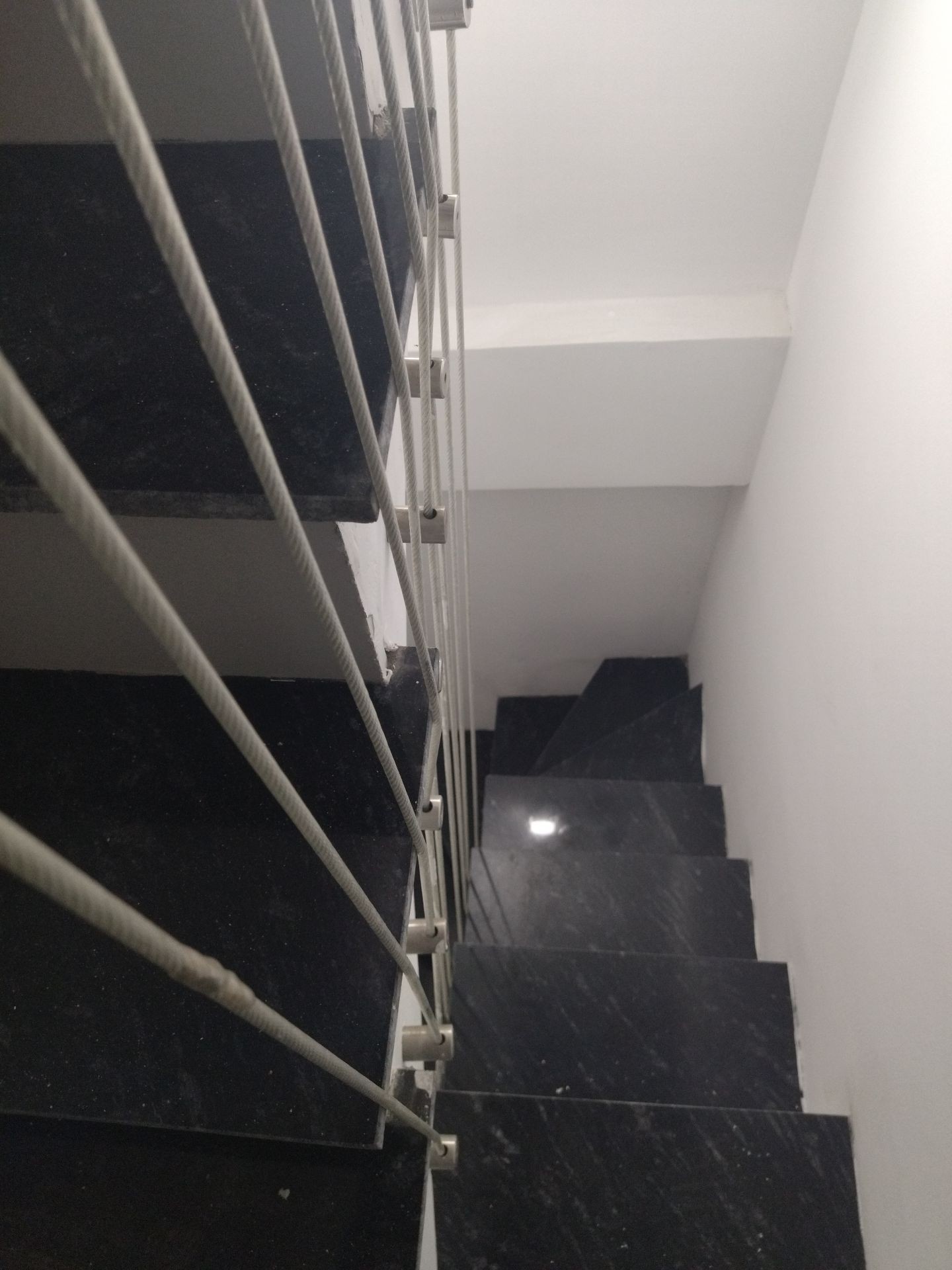 Bán nhà Hoàng Mai - diện tích 37m2 5 tầng - Căn Hộ Dòng Tiền - giá 9,5 tỷ