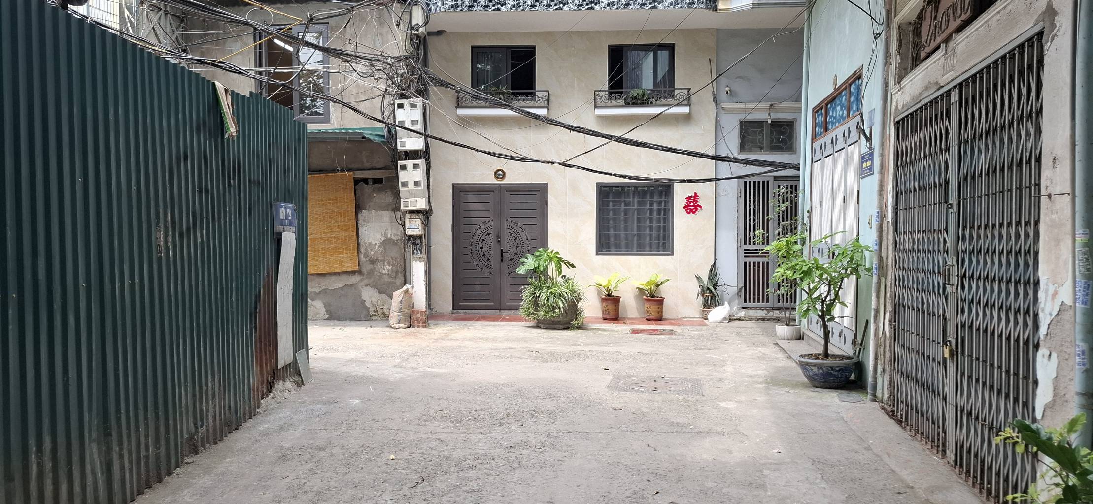 Bán nhà Trương Định - diện tích 450m2 1 tầng - Đang cập nhật - giá 25 tỷ