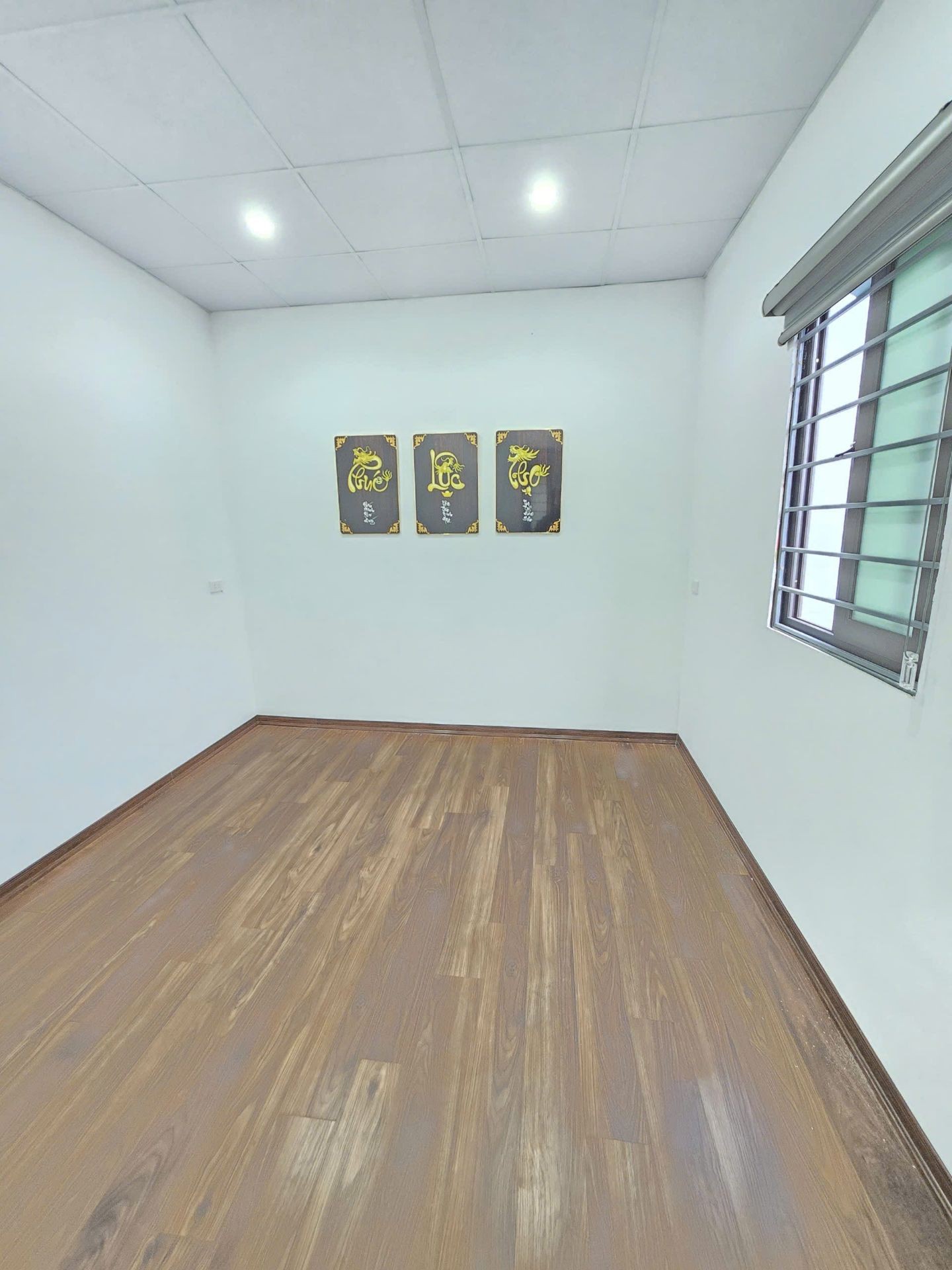 Bán nhà Thanh Lân - diện tích 30m2 5 tầng - Sát mặt phố - giá 6,4 tỷ