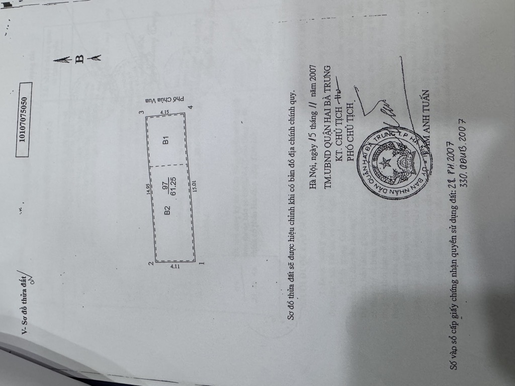 Bán nhà Chùa Vua - diện tích 61.3m2 3 tầng - nhà mặt phố - giá 32 tỷ