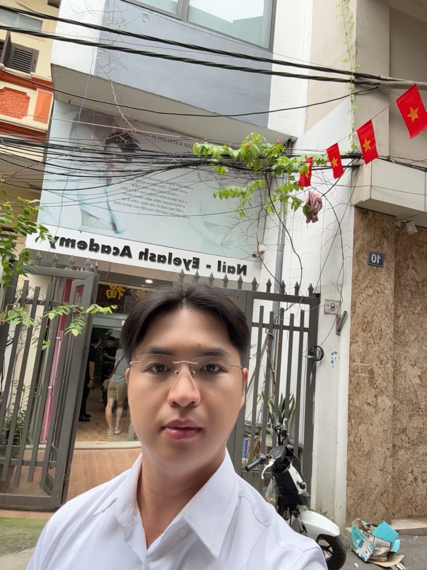 Bán nhà Minh Khai - diện tích 50m2 4 tầng - ngõ ô tô tránh - giá 21 tỷ