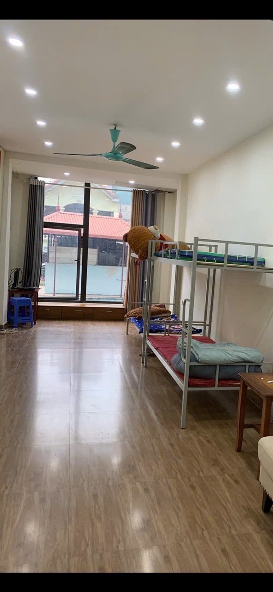 Bán nhà Minh Khai - diện tích 50m2 4 tầng - ngõ ô tô tránh - giá 21 tỷ