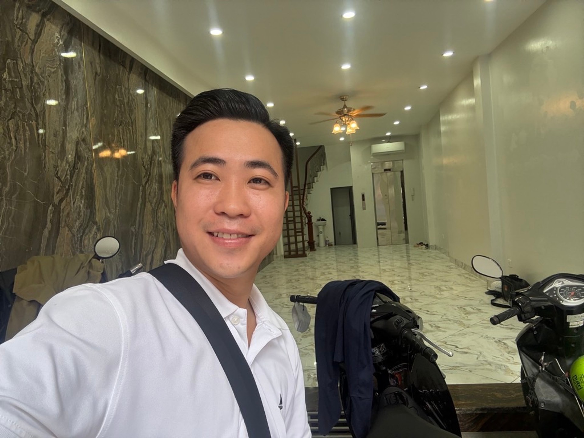 Bán nhà Hoàng Mai - diện tích 63m2 6 tầng - Ô TÔ TRÁNH - giá 23,5 tỷ