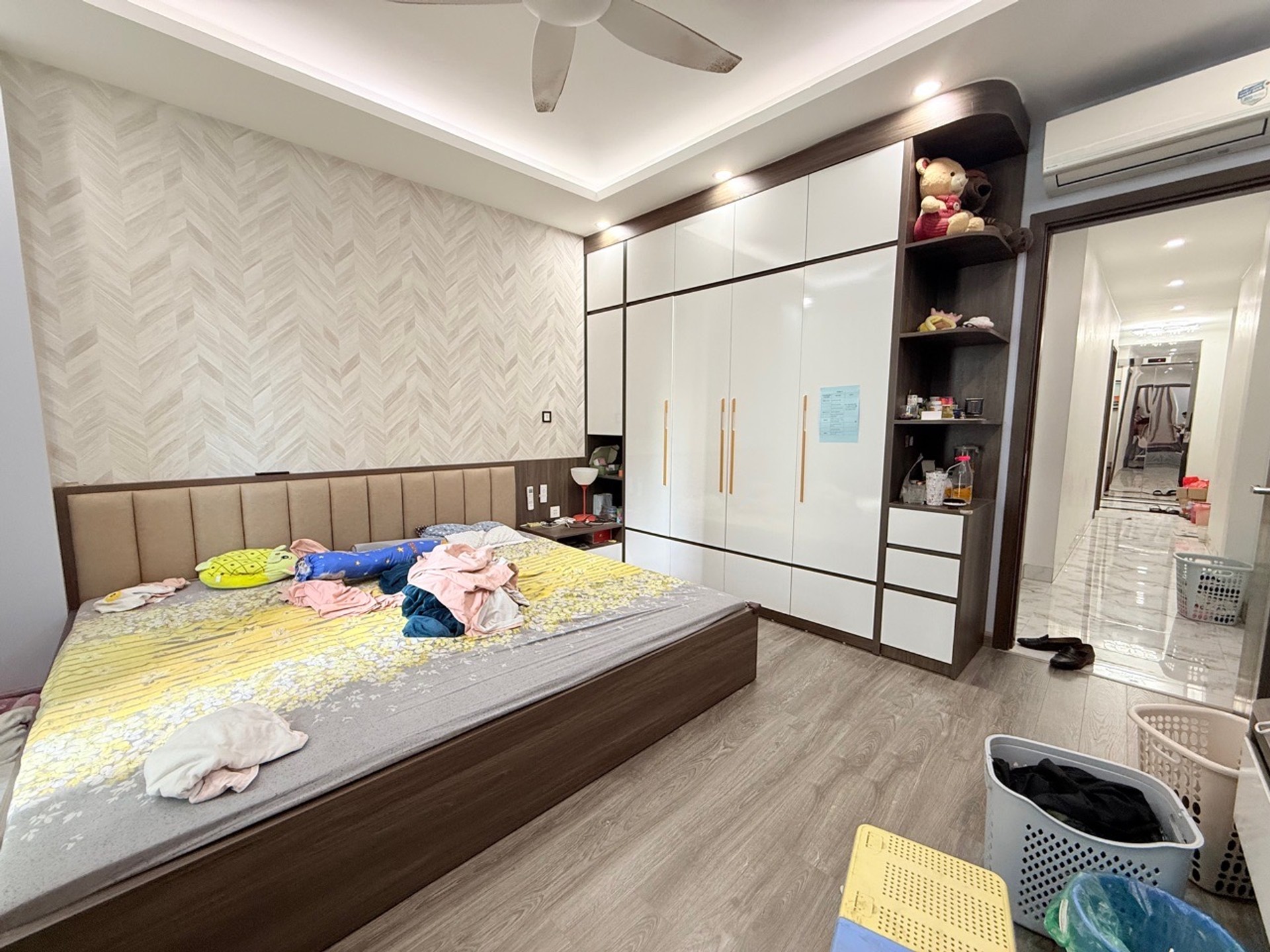 Bán nhà Hoàng Mai - diện tích 63m2 6 tầng - Ô TÔ TRÁNH - giá 23,5 tỷ