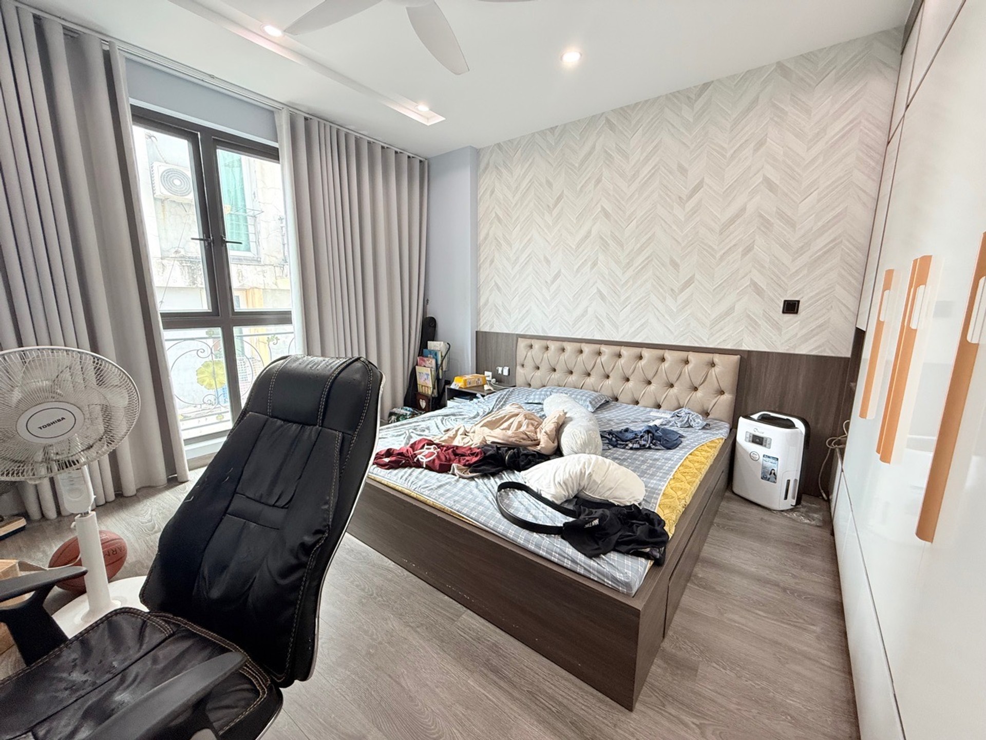 Bán nhà Hoàng Mai - diện tích 63m2 6 tầng - Ô TÔ TRÁNH - giá 23,5 tỷ