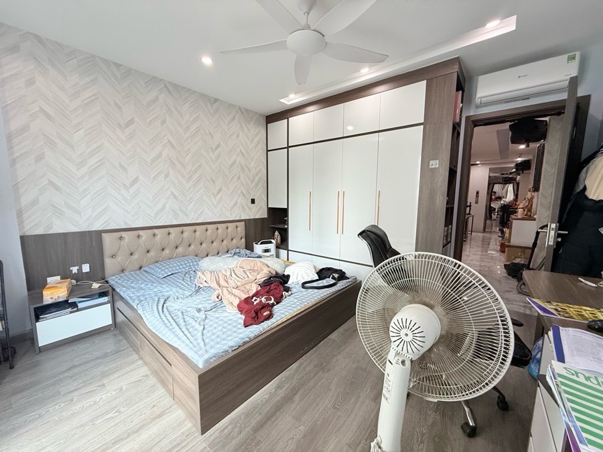 Bán nhà Hoàng Mai - diện tích 63m2 6 tầng - Ô TÔ TRÁNH - giá 23,5 tỷ