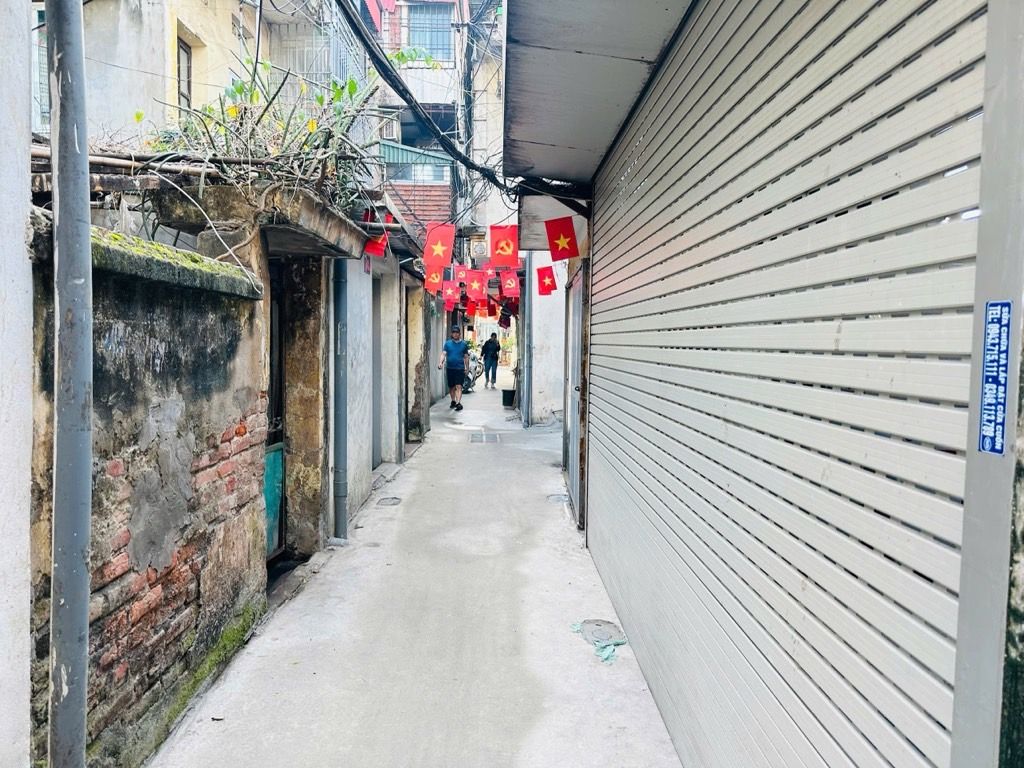 Bán nhà Bùi Ngọc Dương - diện tích 100m2 1 tầng - nhà mặt phố - giá 4,35 tỷ