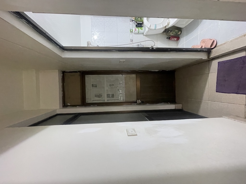 Bán nhà Đê Tô Hoàng - diện tích 68m2 3 tầng - Nhà cũ, cho thuê 10 triệu/tháng - giá 7,7 tỷ