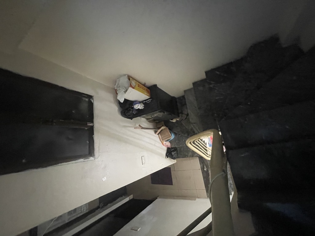 Bán nhà Đê Tô Hoàng - diện tích 68m2 3 tầng - Nhà cũ, cho thuê 10 triệu/tháng - giá 7,7 tỷ