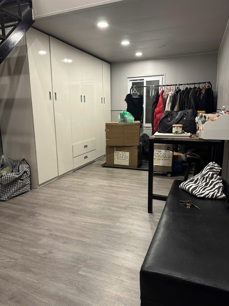 Bán nhà Lãng Yên - diện tích 98m2 1 tầng - Mặt tiền quyền lực - giá 39 tỷ