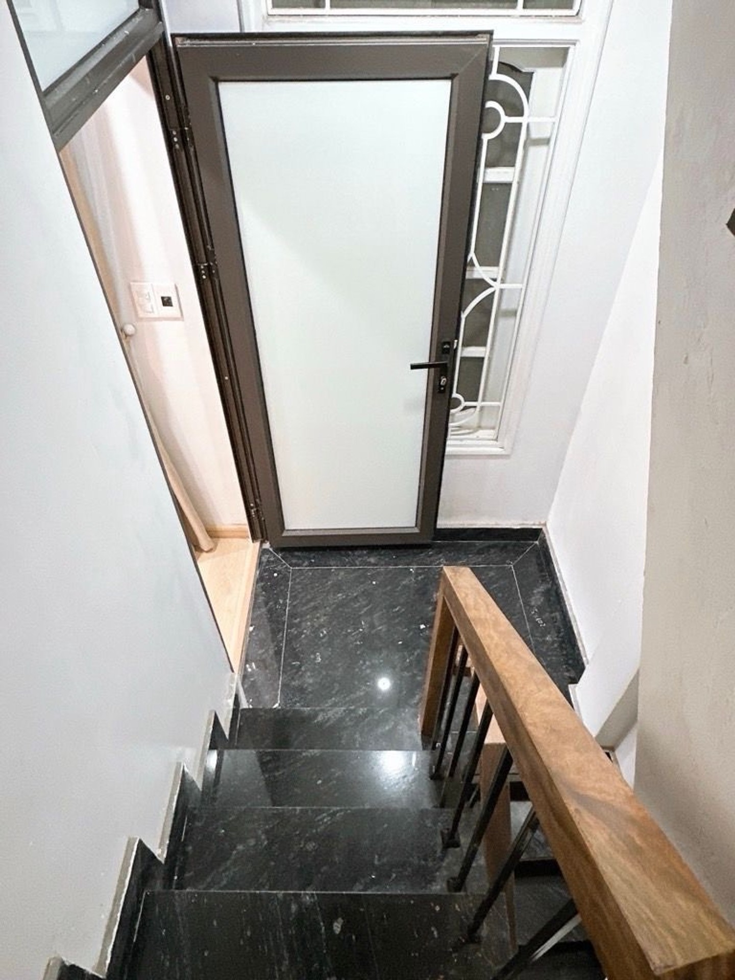 Bán nhà Kim Ngưu - diện tích 10m2 5 tầng - Lô góc, 2 mặt thoáng - giá 4,3 tỷ