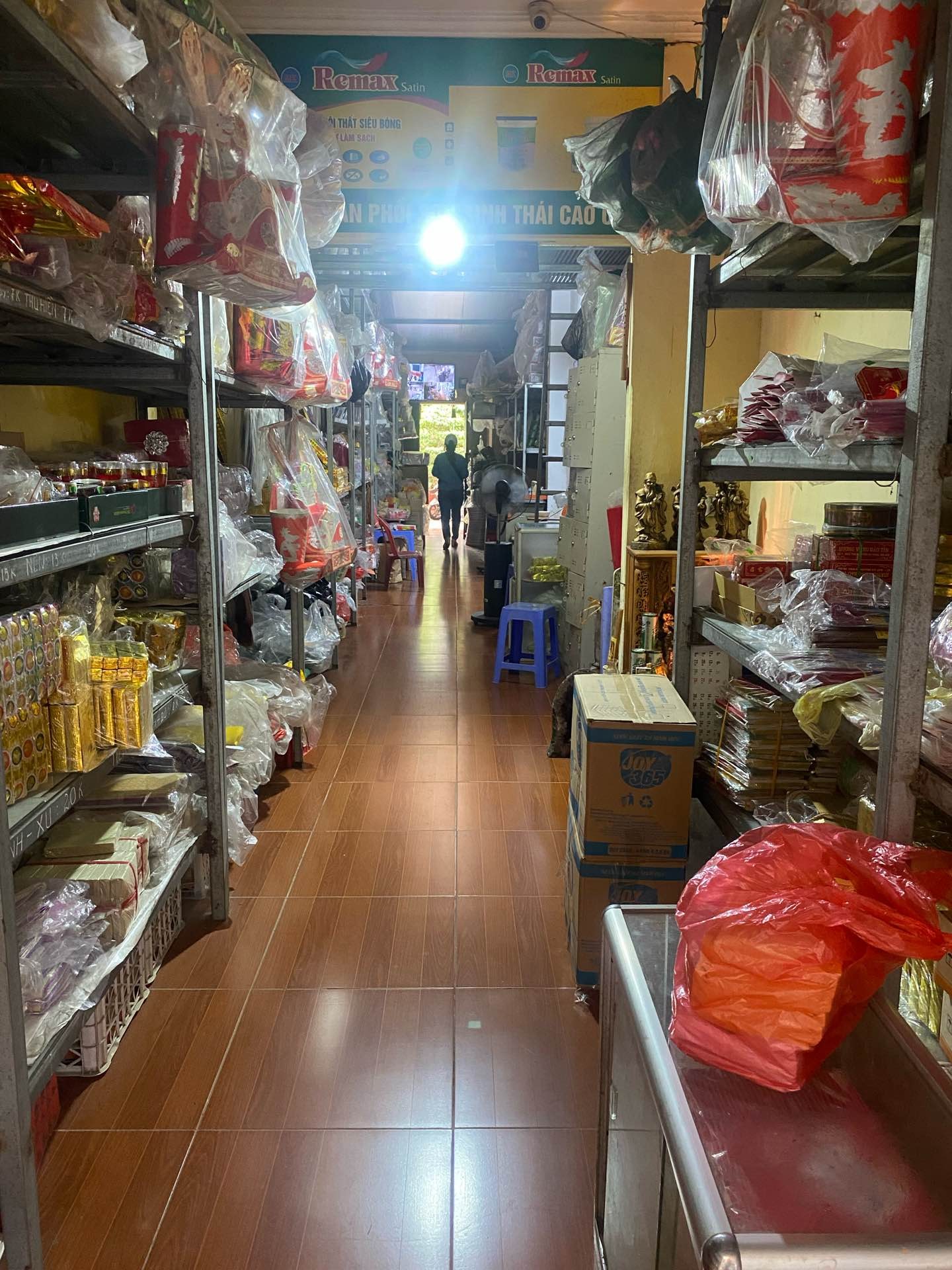 Bán nhà Hoàng Mai - diện tích 150m2 1 tầng - ô tô tránh - giá 38 tỷ