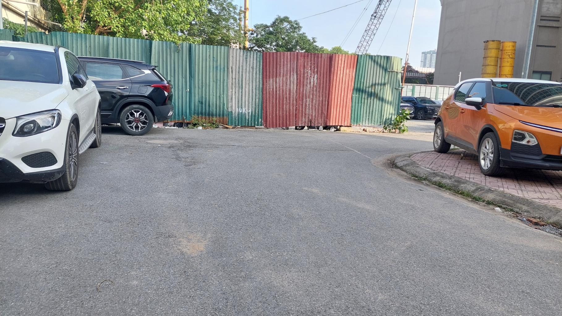 Bán nhà Nguyễn Trãi - diện tích 168m2 1 tầng - Lô góc 2 mặt tiền - giá 48,6 tỷ