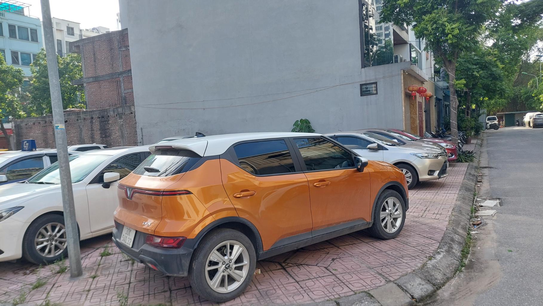 Bán nhà Nguyễn Trãi - diện tích 168m2 1 tầng - Lô góc 2 mặt tiền - giá 48,6 tỷ