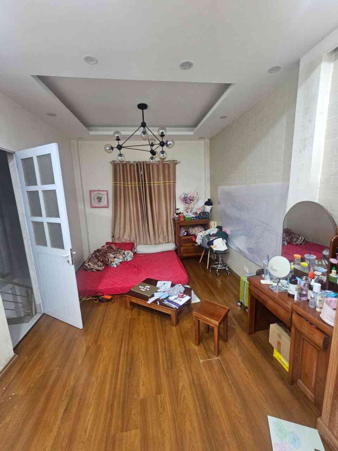 Bán nhà Hai Bà Trưng - diện tích 75m2 3 tầng - Ô tô tránh - giá 28,3 tỷ