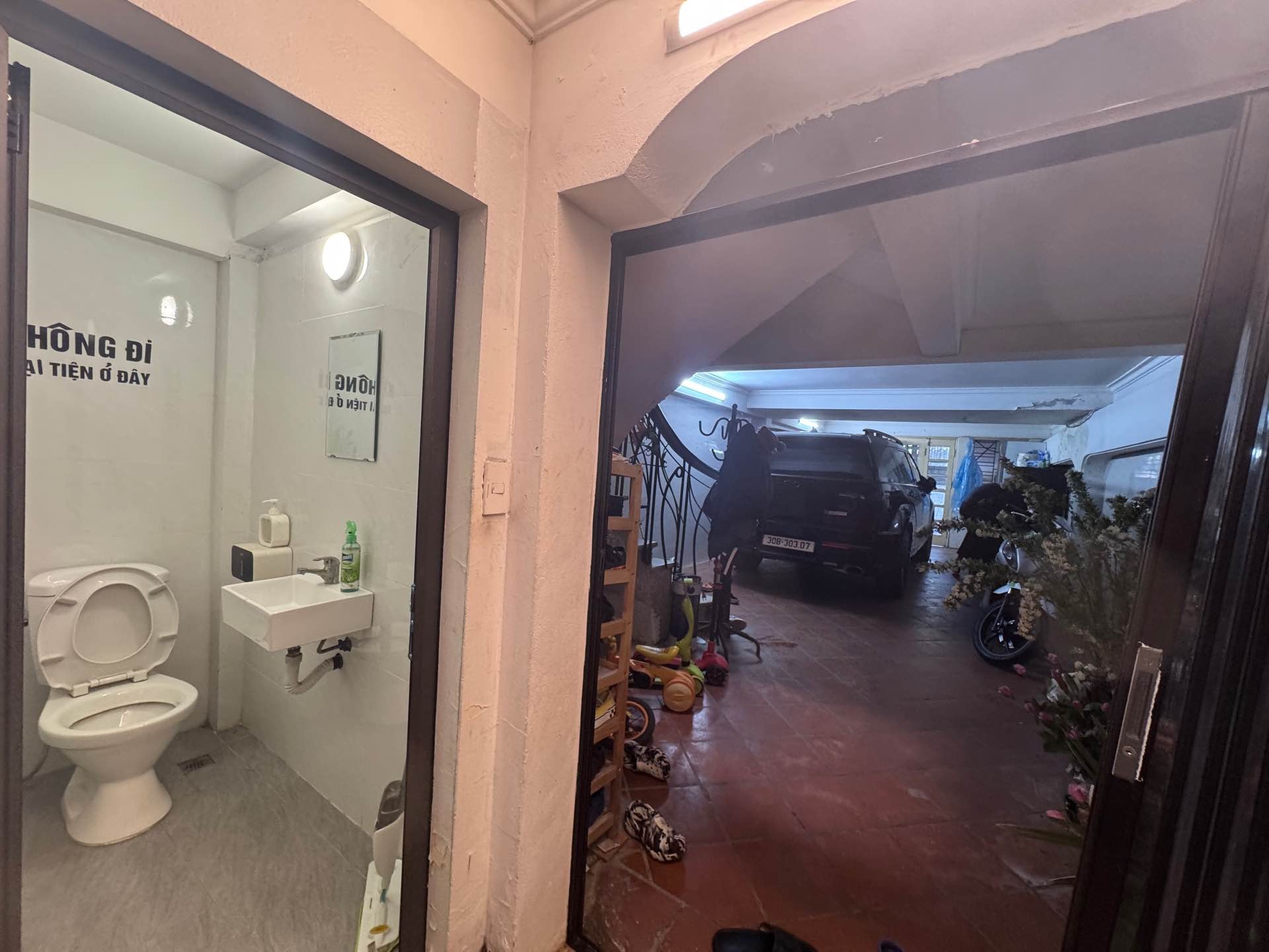 Bán nhà Nguyễn Khoái - diện tích 107m2 4 tầng - Mặt phố kinh doanh tốt - giá 29,9 tỷ