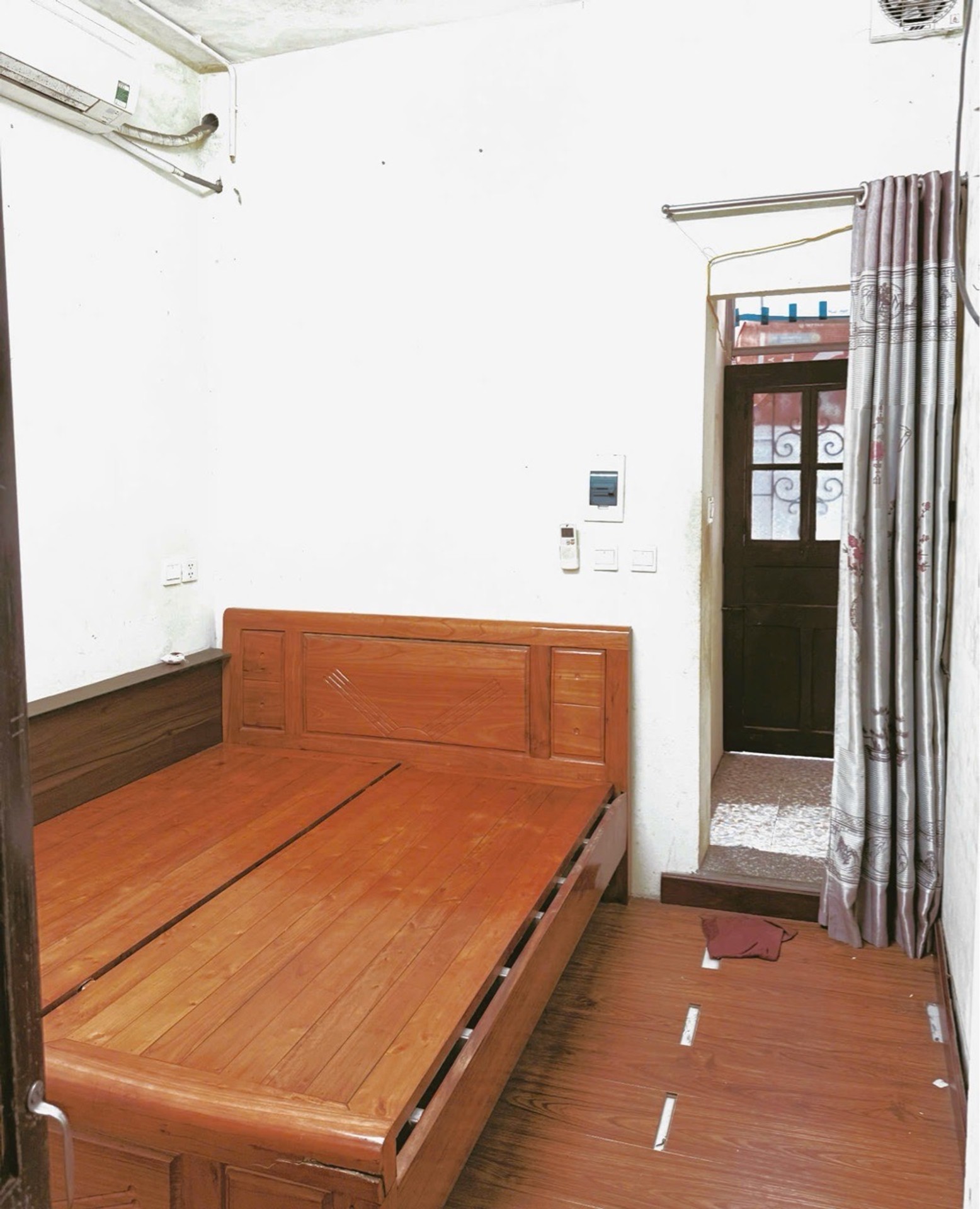 Bán nhà Bạch Mai - diện tích 20m2 3 tầng - ô tô tránh cách 10m - giá 5,2 tỷ