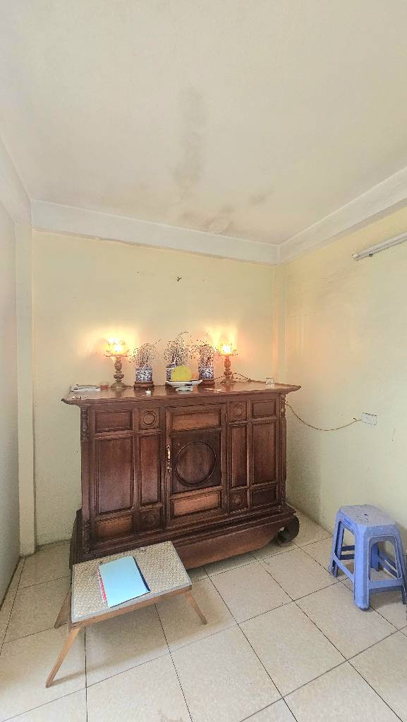 Bán nhà Lĩnh Nam - diện tích 26m2 5 tầng - ô tô ngủ trong nhà - giá 4 tỷ