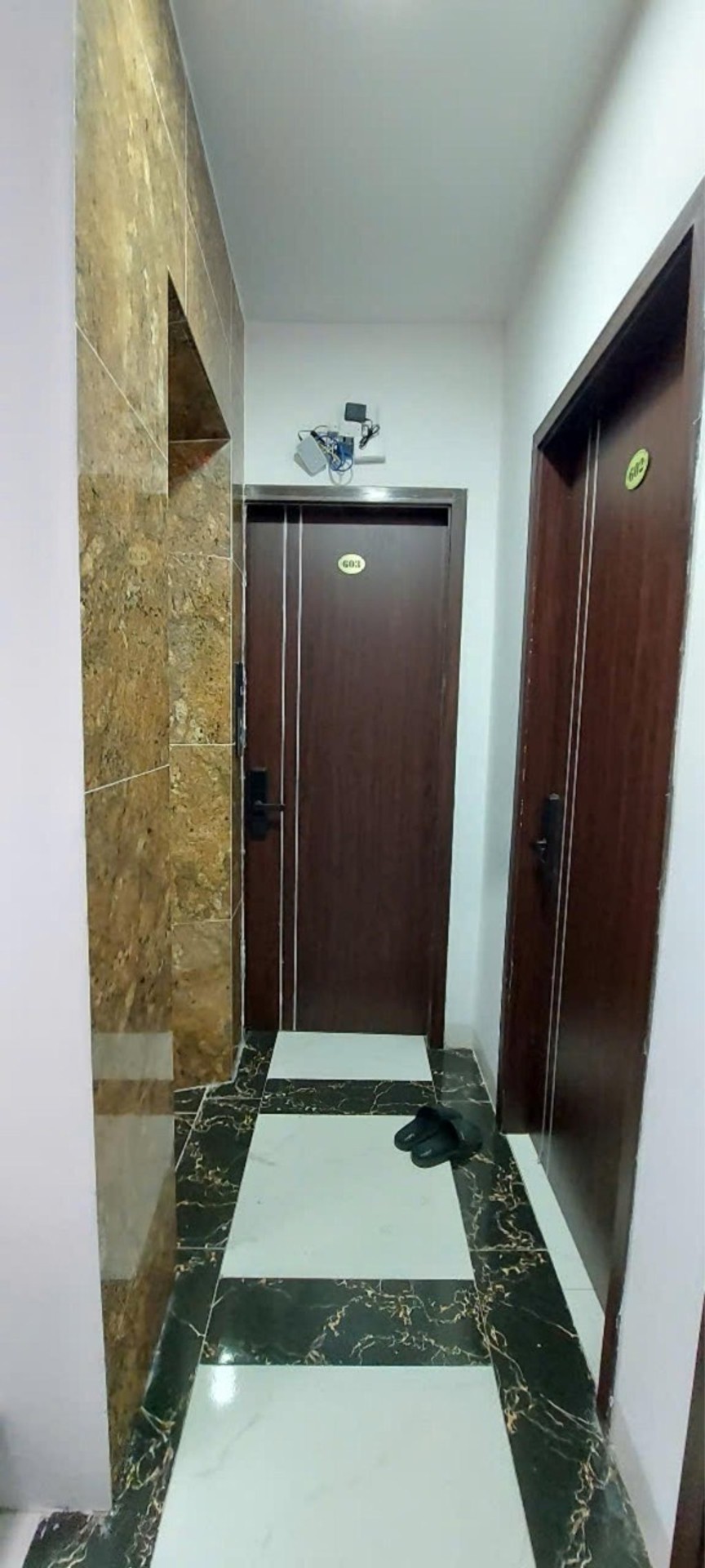 Bán nhà HĐ - diện tích 50m2 7 tầng - CCMN có thang máy - giá 13 tỷ